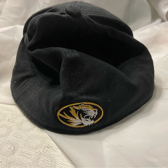 Never worn University of Missouri baseball hat. - Picture 3 of 4